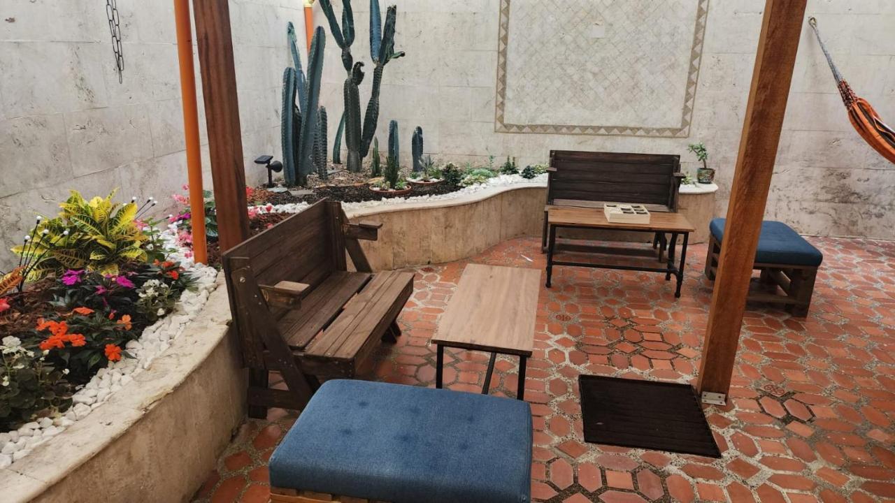 Paisa Hostel Μεντεγίν Εξωτερικό φωτογραφία